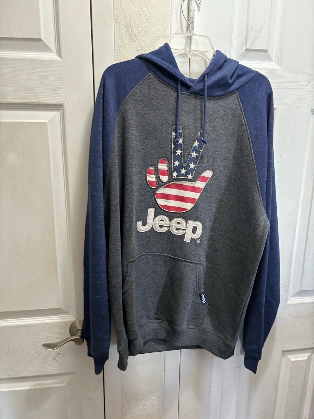 Jeep Gray and Navy American Flag Peace-Hand Pullover Hoodie